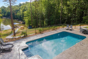 Lake Norman Home Lake Access with Heated Pool & Hot Tub